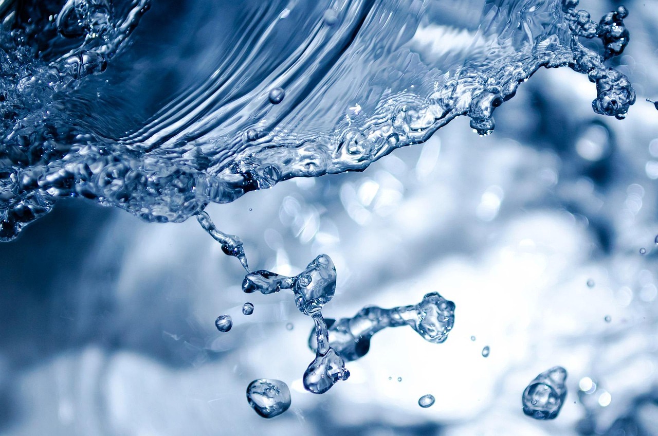 splashing, splash, aqua, water, laptop wallpaper, pouring, clear, droplet, liquid, fluid, mac wallpaper, cool backgrounds, flow, abstract, 4k wallpaper 1920x1080, macro, wallpaper 4k, windows wallpaper, flowing, free wallpaper, drop, blue, ripple, desktop backgrounds, background, raindrop, hd wallpaper, wallpaper hd, waterdrop, water drop, nature, blue nature, 4k wallpaper, blue background, beautiful wallpaper, free background, full hd wallpaper, blue water, blue abstract, blue natural